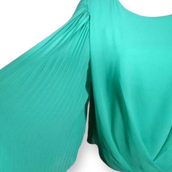 WALL ST MINT PLEATED SLEEVE BLOUSE SZ.L/XL EUC - Picture 2 of 4